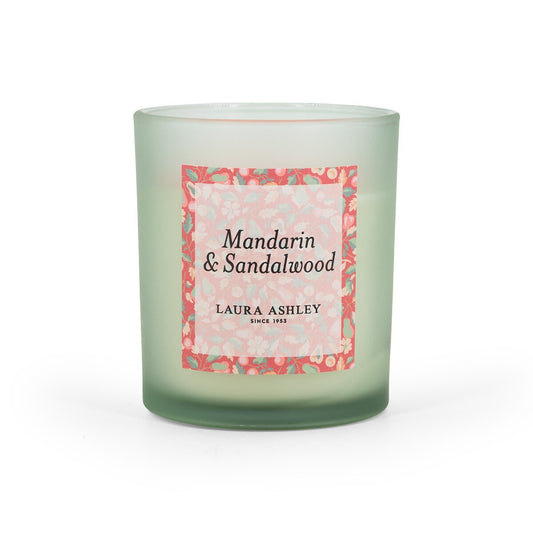 Laura Ashley geurkaars Mandarin & Sandalwood – groene luxe geurkaars met frisse en warme geur.