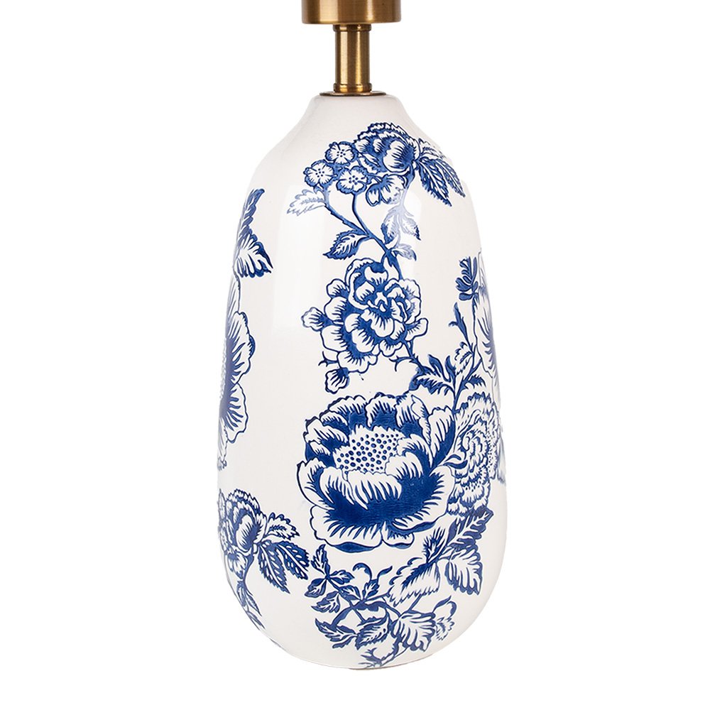 Keramieken tafellamp met Delftsblauwe bloemen en beige kap – landelijke stijl van Clayre & Eef.