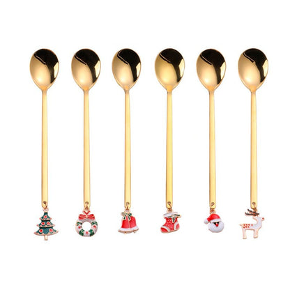 Aulicia gouden kerstlepels set van 6 met decoratieve hangers. Perfect voor een chique kerstdiner, feestdagen of gezellig dessertmoment.