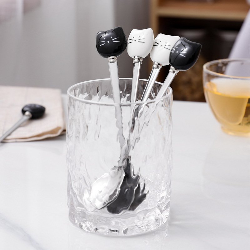 Aulicia set van 6 kattenlepels in zwart en wit met kattengezichten – metalen koffielepels en gebakslepels voor kattenliefhebbers.