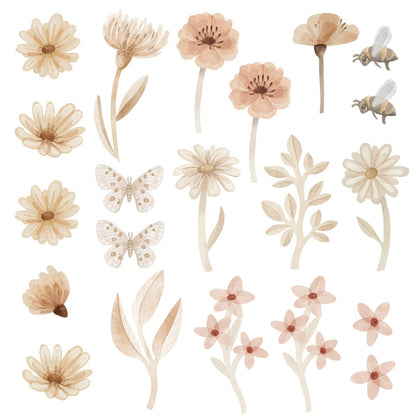 Muurstickers bloemenweide met bloemen, vlinders en bijen in beige en roze voor de kinderkamer