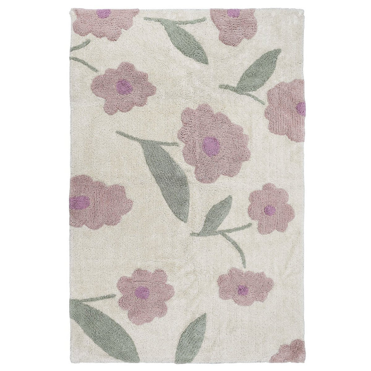 Totaaloverzicht van het rechthoekige katoenen vloerkleed Sunny Flowers met lila bloemen en saliegroene bladeren op een witte achtergrond.